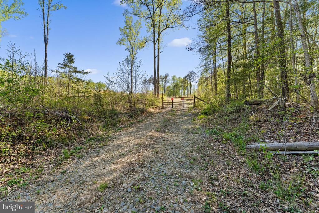 6600 Block House Rd