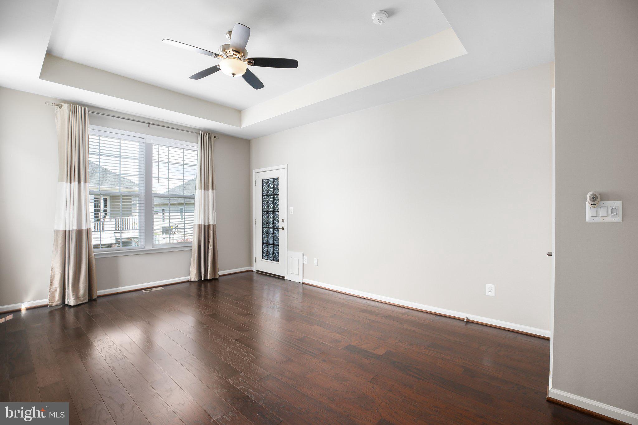 5905 S MILLS MANOR COURT