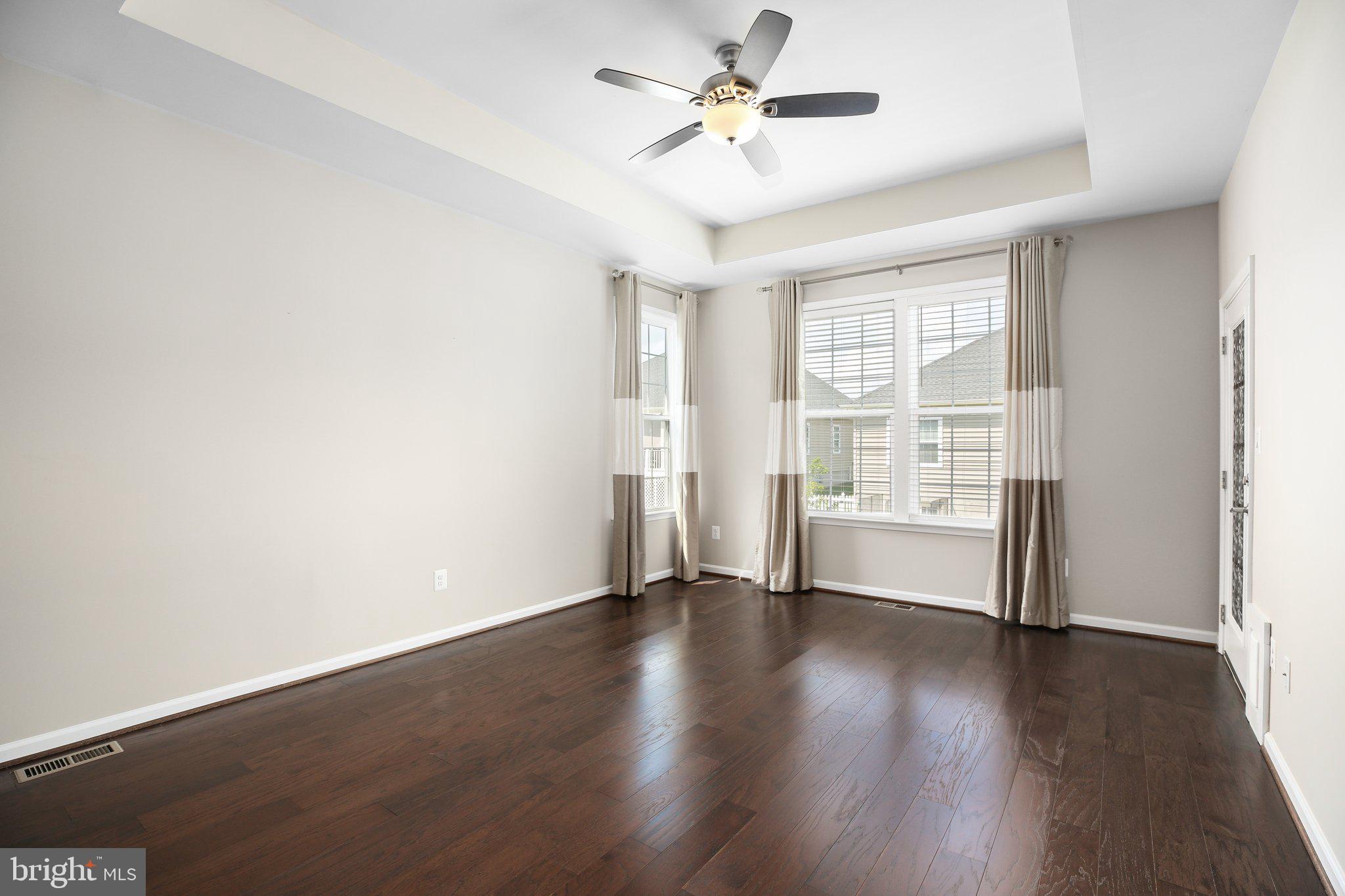 5905 S MILLS MANOR COURT