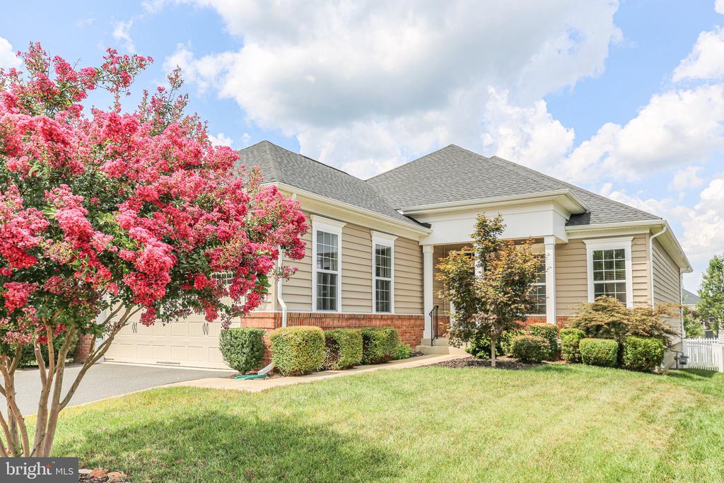 5905 S MILLS MANOR COURT