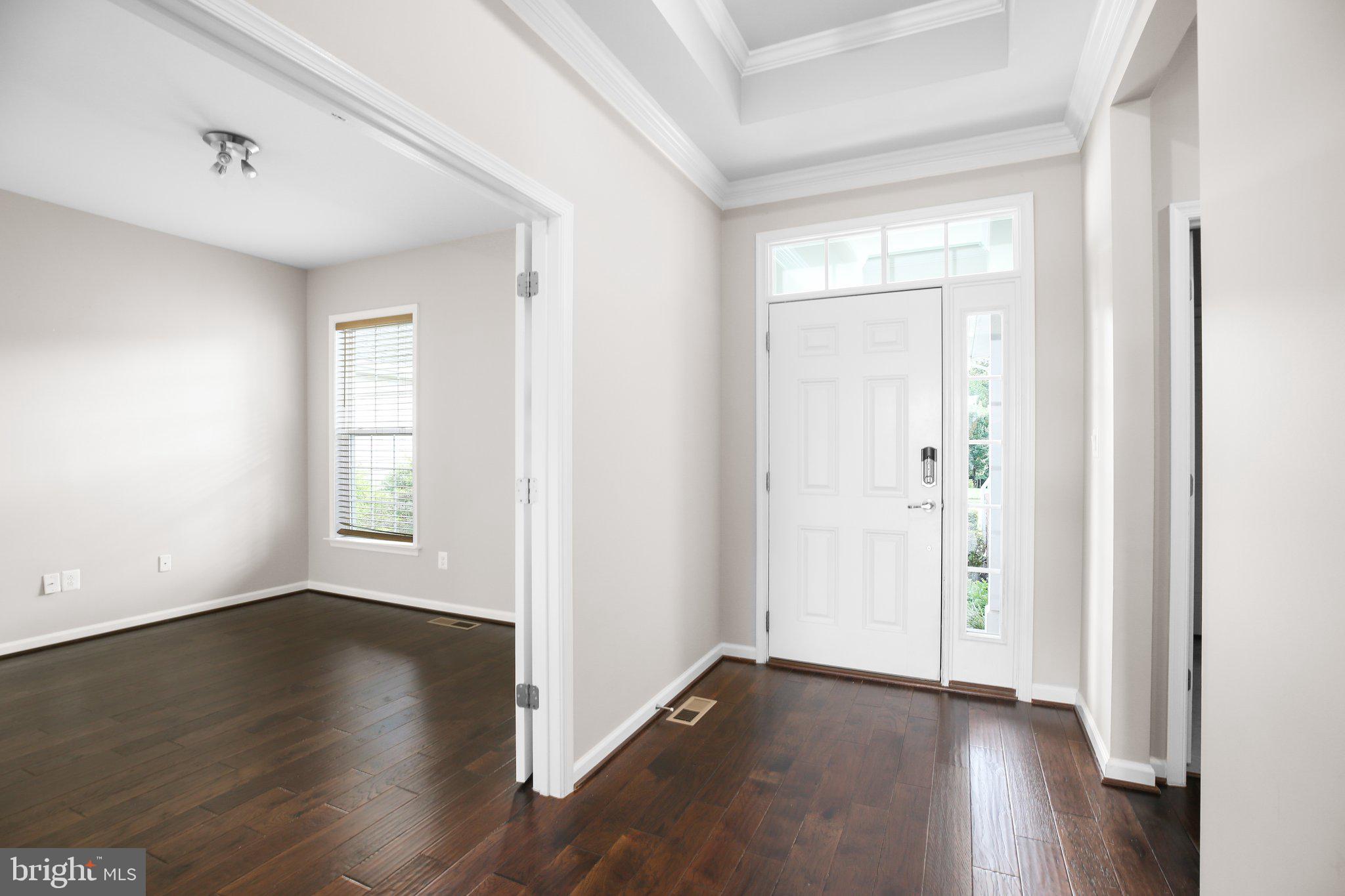 5905 S MILLS MANOR COURT