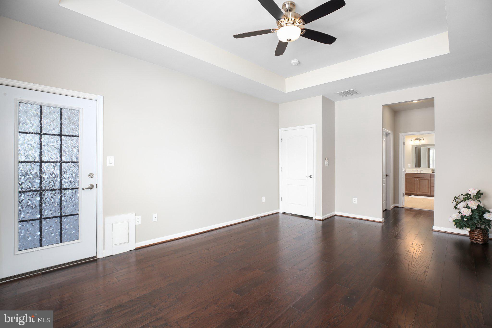 5905 S MILLS MANOR COURT