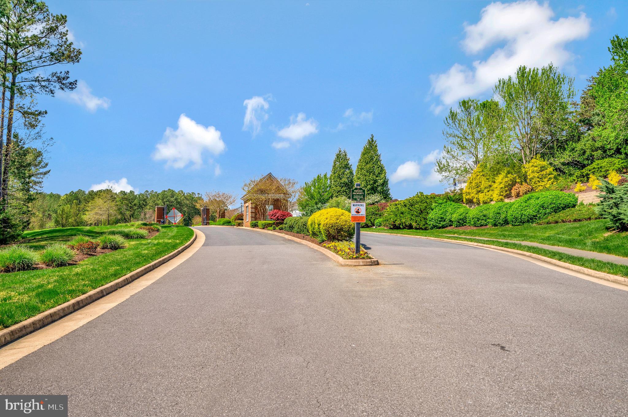 5905 S MILLS MANOR COURT