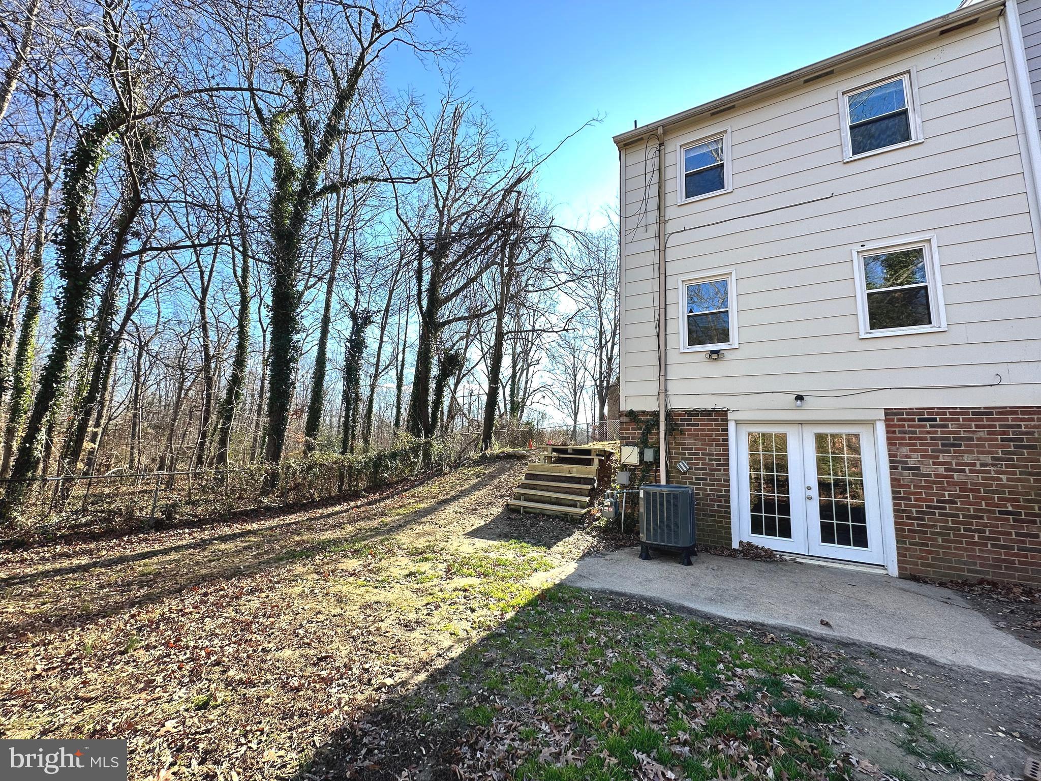 120 JANNEY COURT