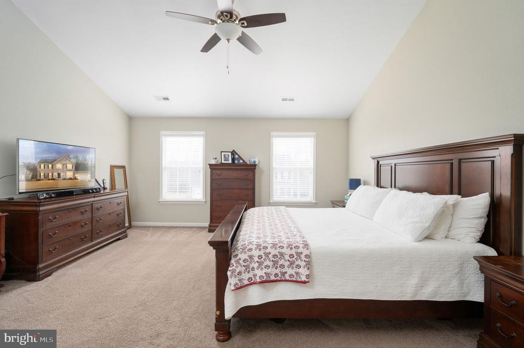 3623 CAROLINA COURT