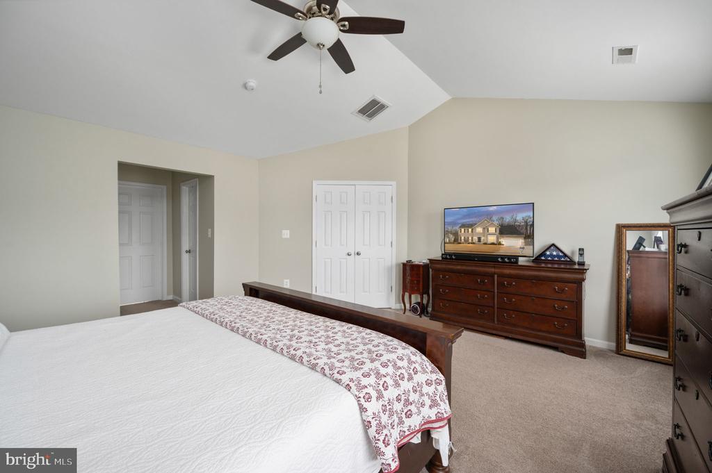 3623 CAROLINA COURT