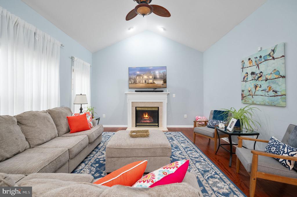 3623 CAROLINA COURT