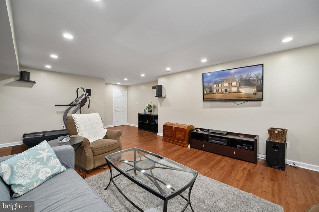 3623 CAROLINA COURT