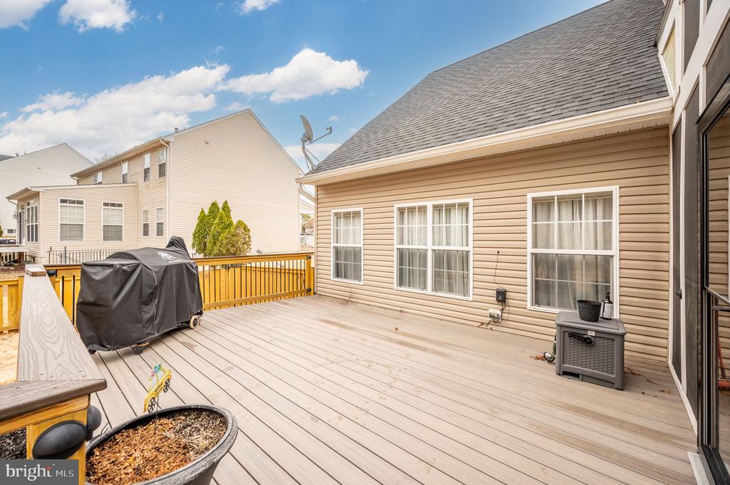 3623 CAROLINA COURT