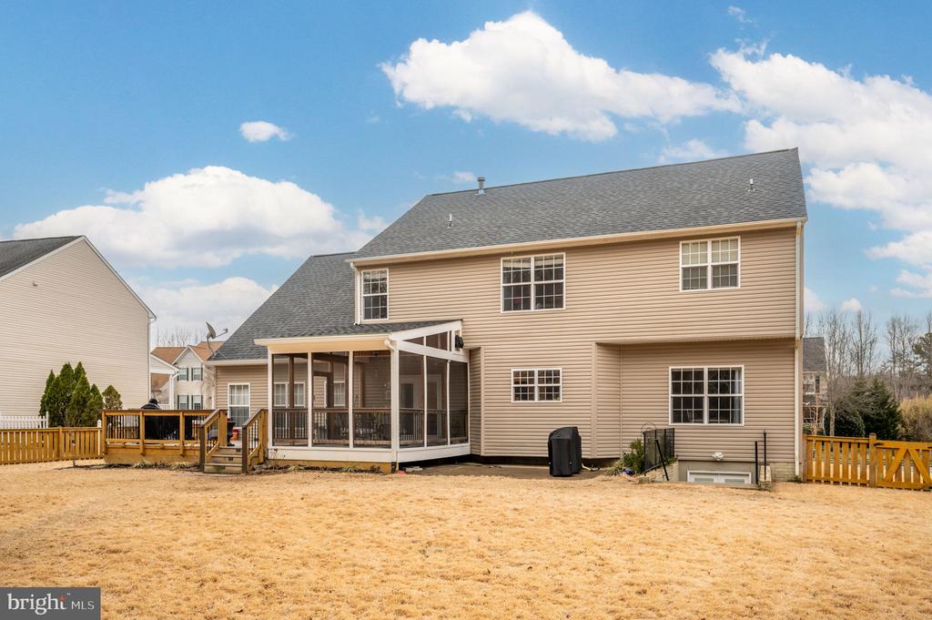 3623 CAROLINA COURT