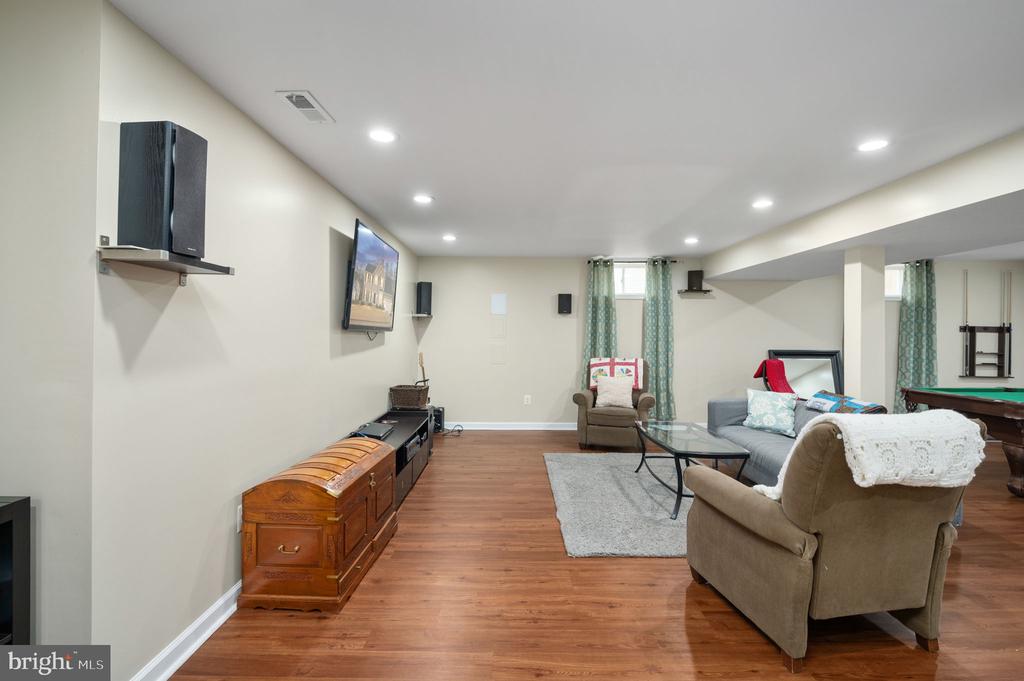 3623 CAROLINA COURT