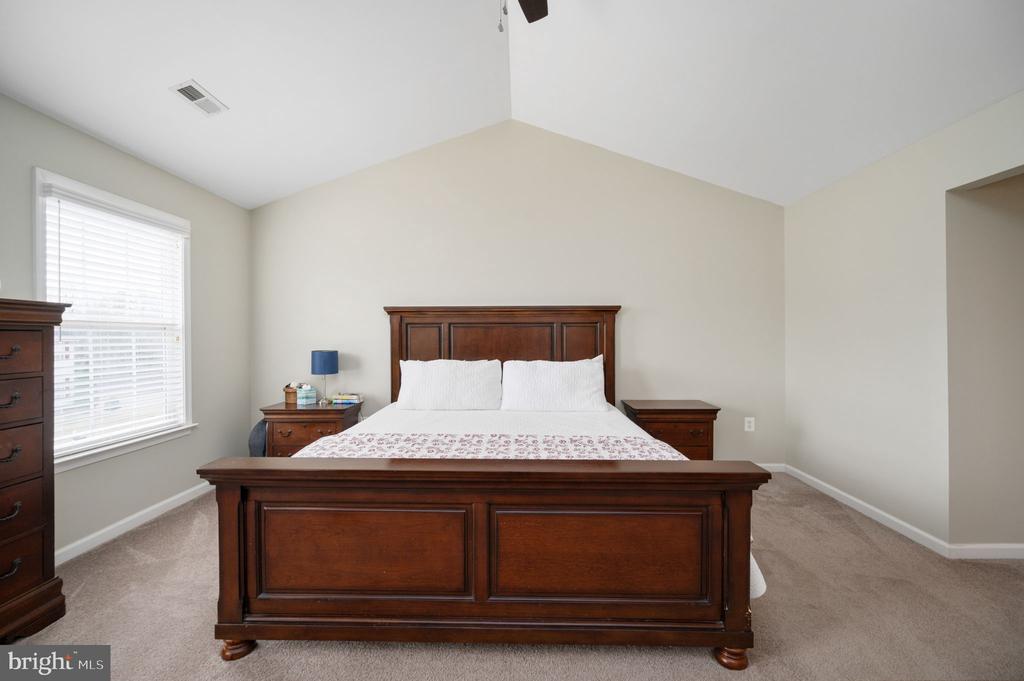 3623 CAROLINA COURT