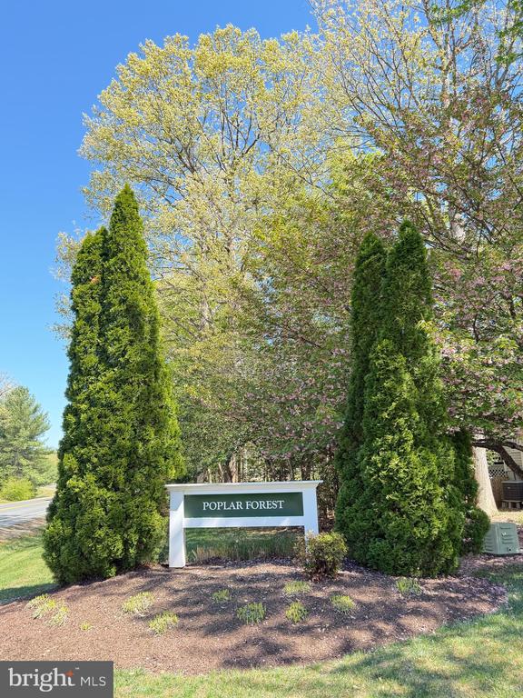 9805 KENMORE COURT