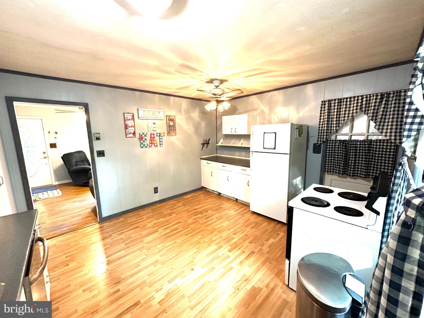 2493 Mountain View Rd
