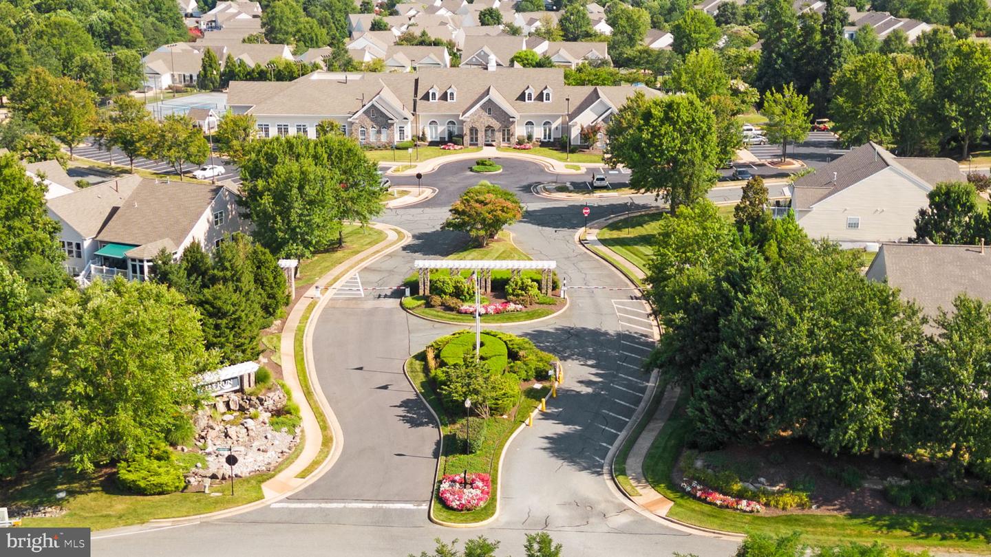 18 Castlewood Dr