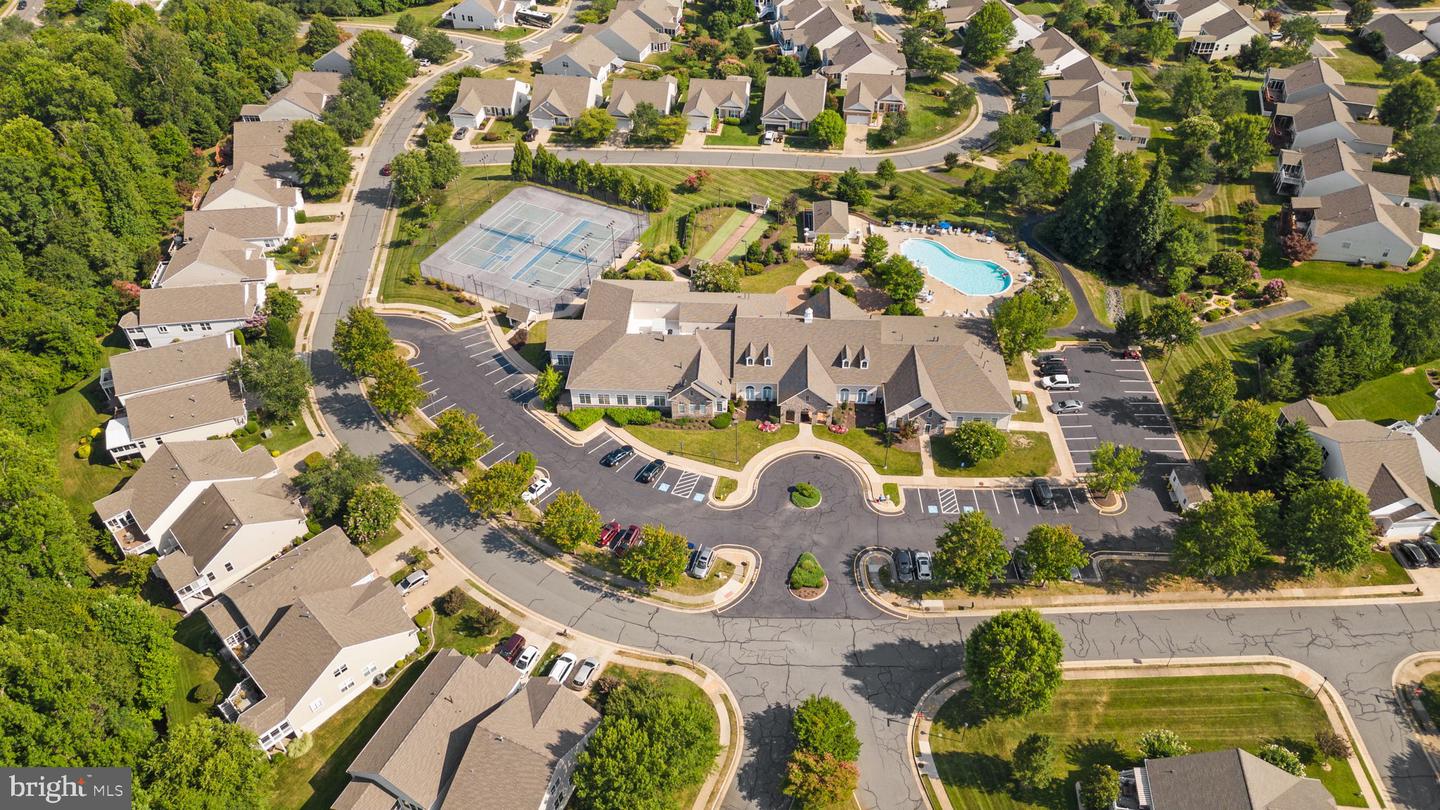 18 Castlewood Dr