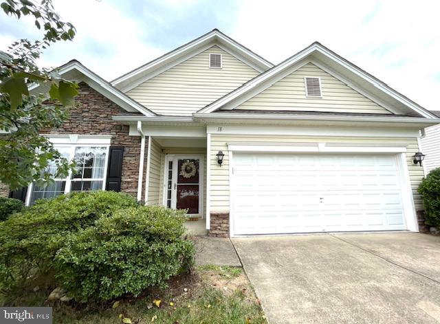 18 Castlewood Dr