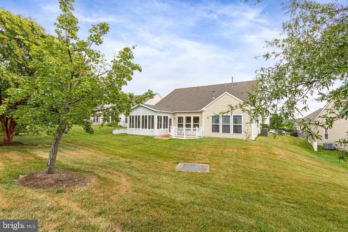 18 Castlewood Dr