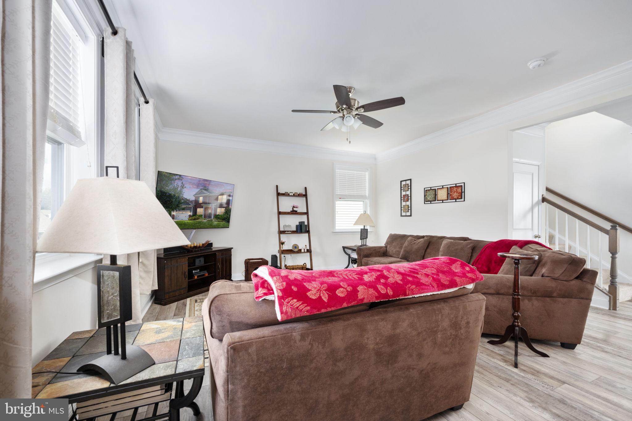 106 Old Oaks Ct