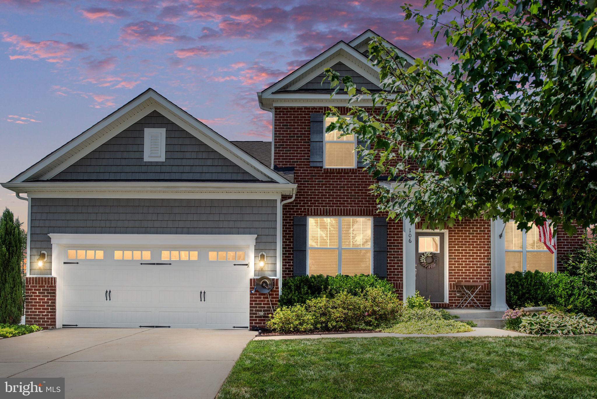 106 Old Oaks Ct