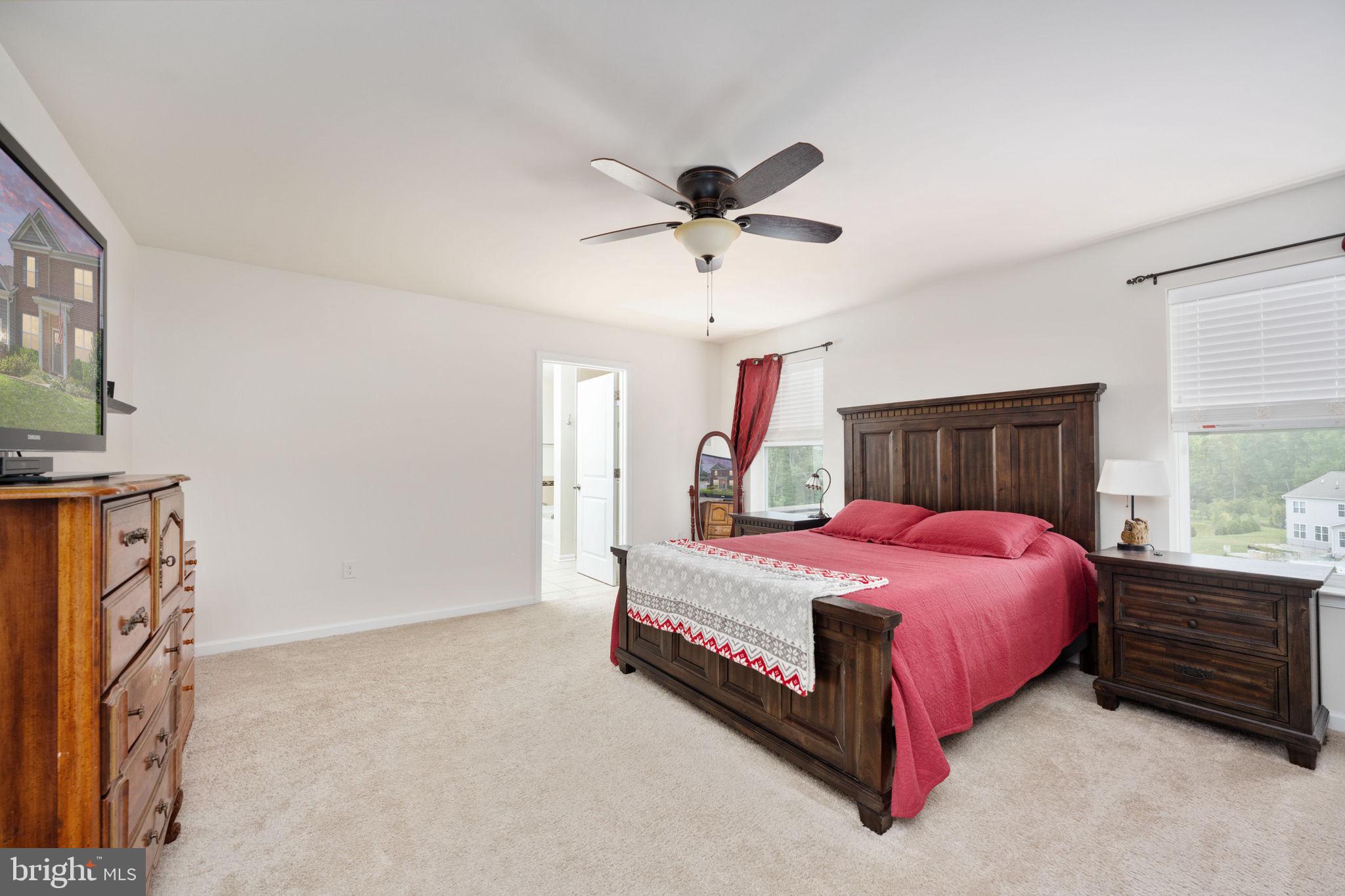 106 Old Oaks Ct