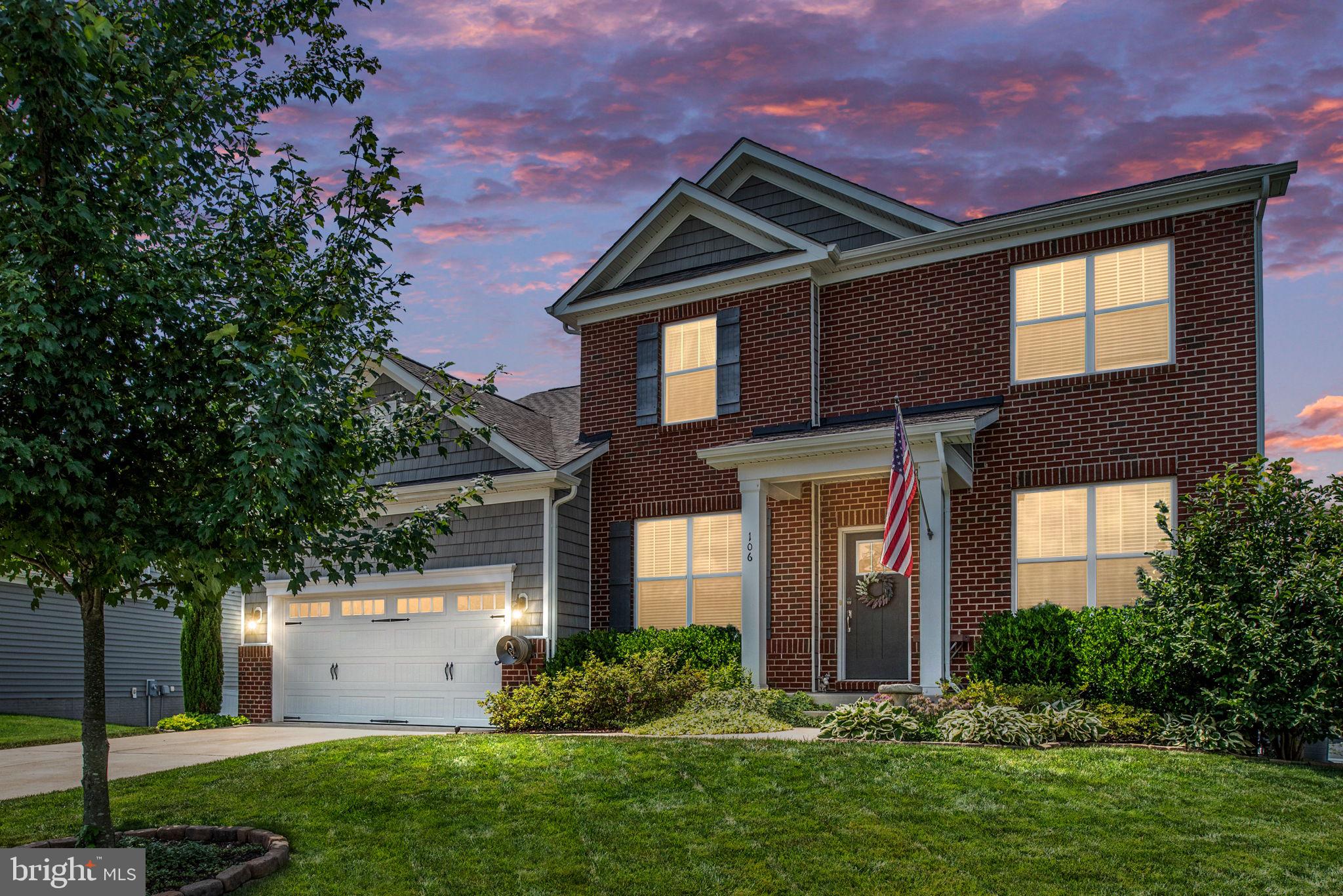106 Old Oaks Ct