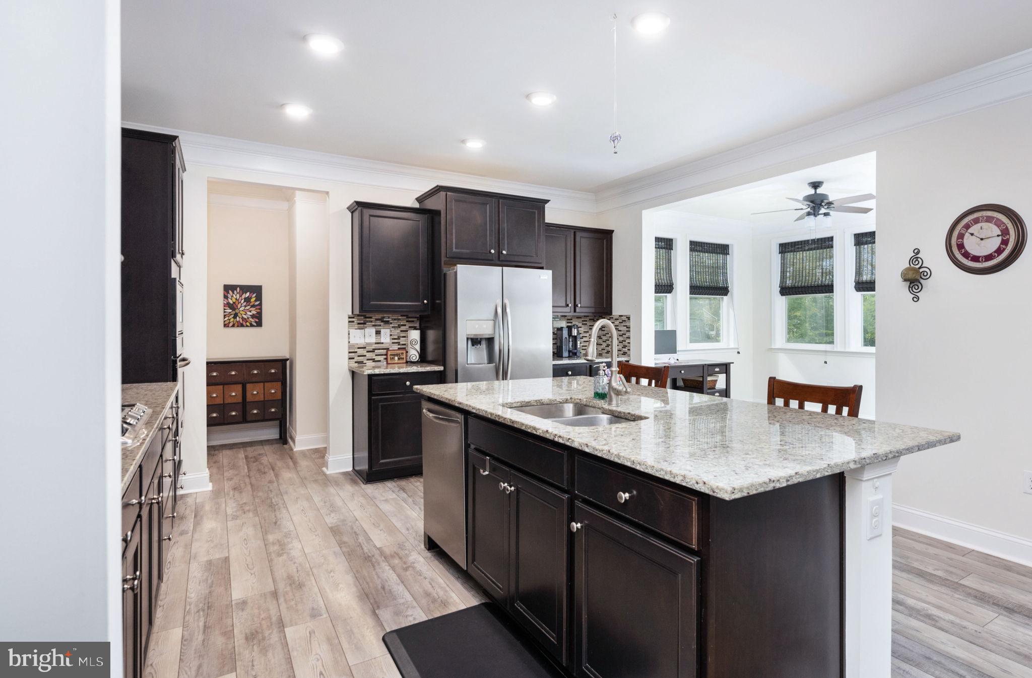 106 Old Oaks Ct