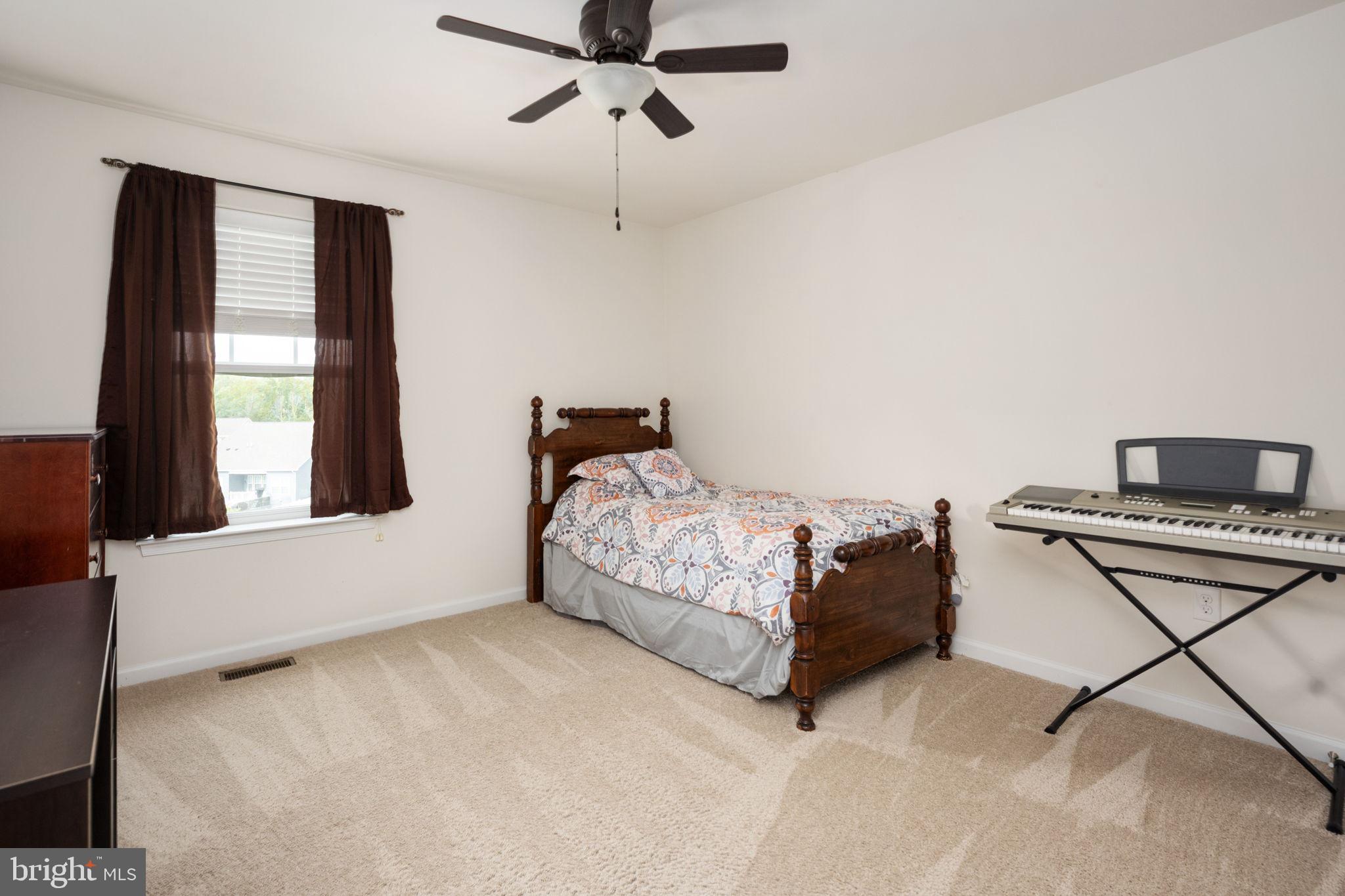 106 Old Oaks Ct