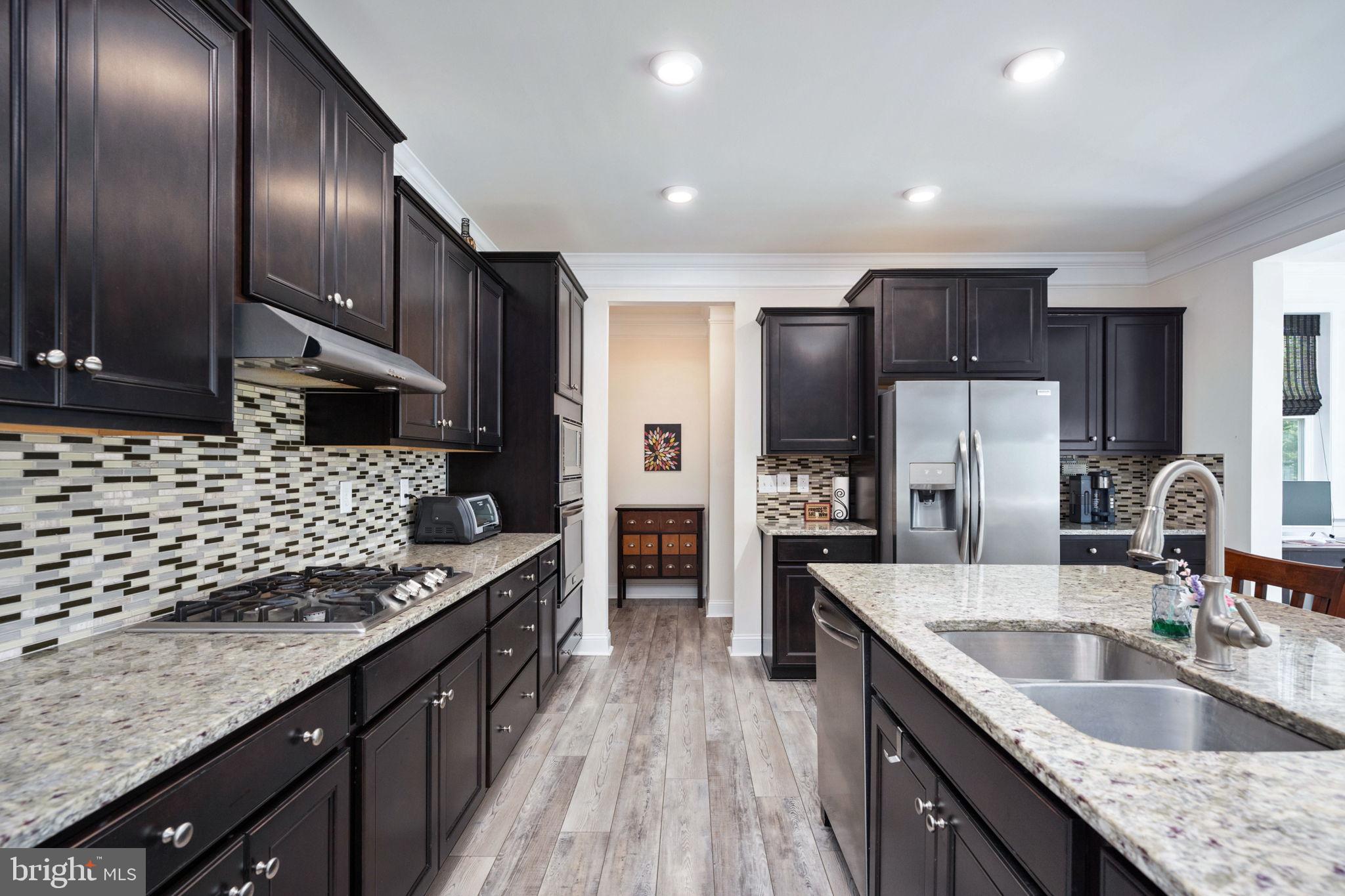106 Old Oaks Ct