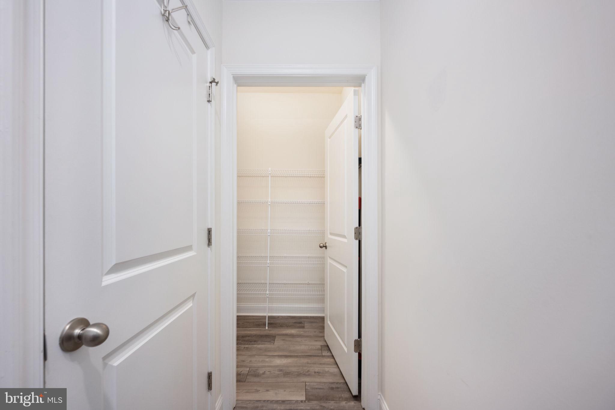 106 Old Oaks Ct