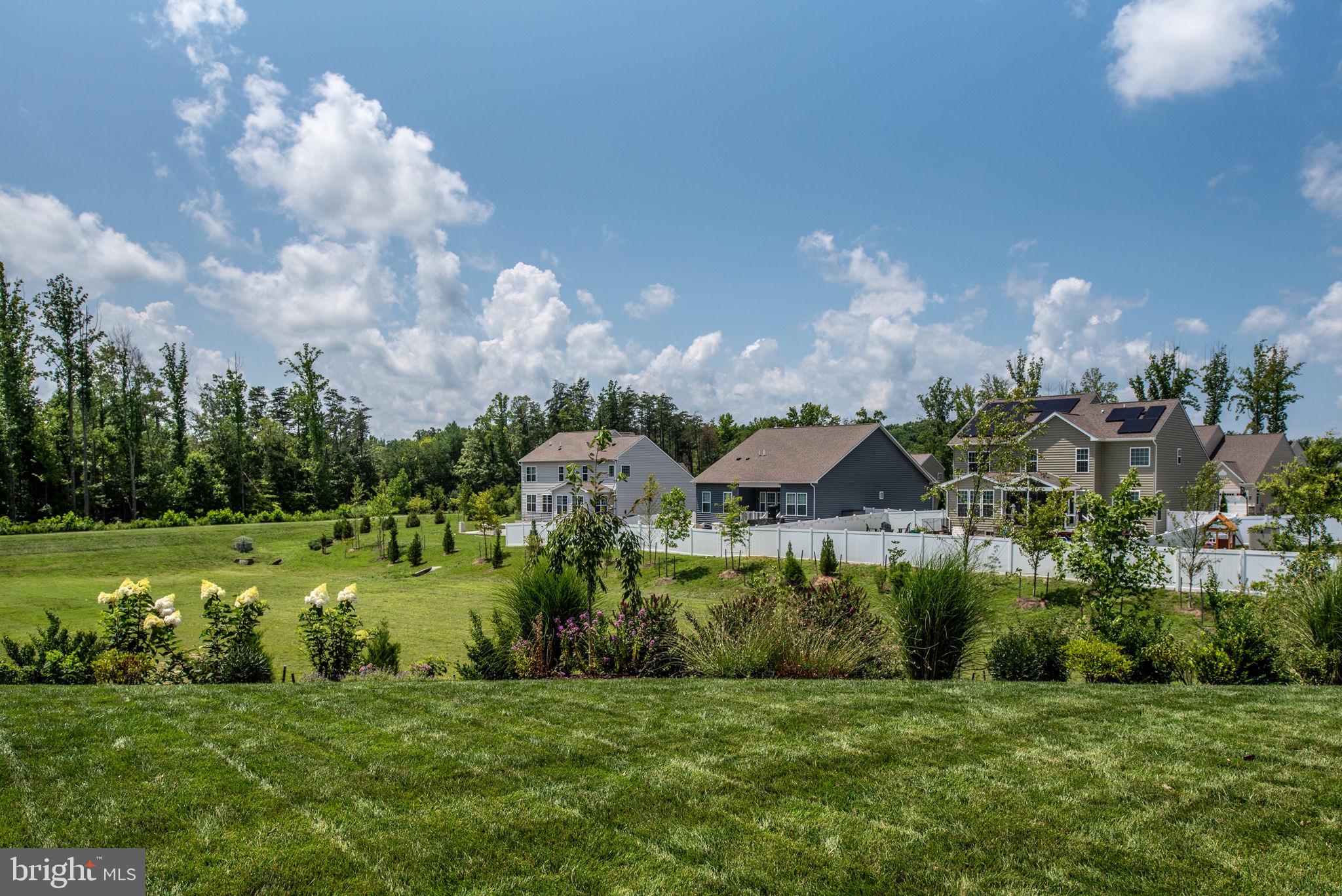 106 Old Oaks Ct