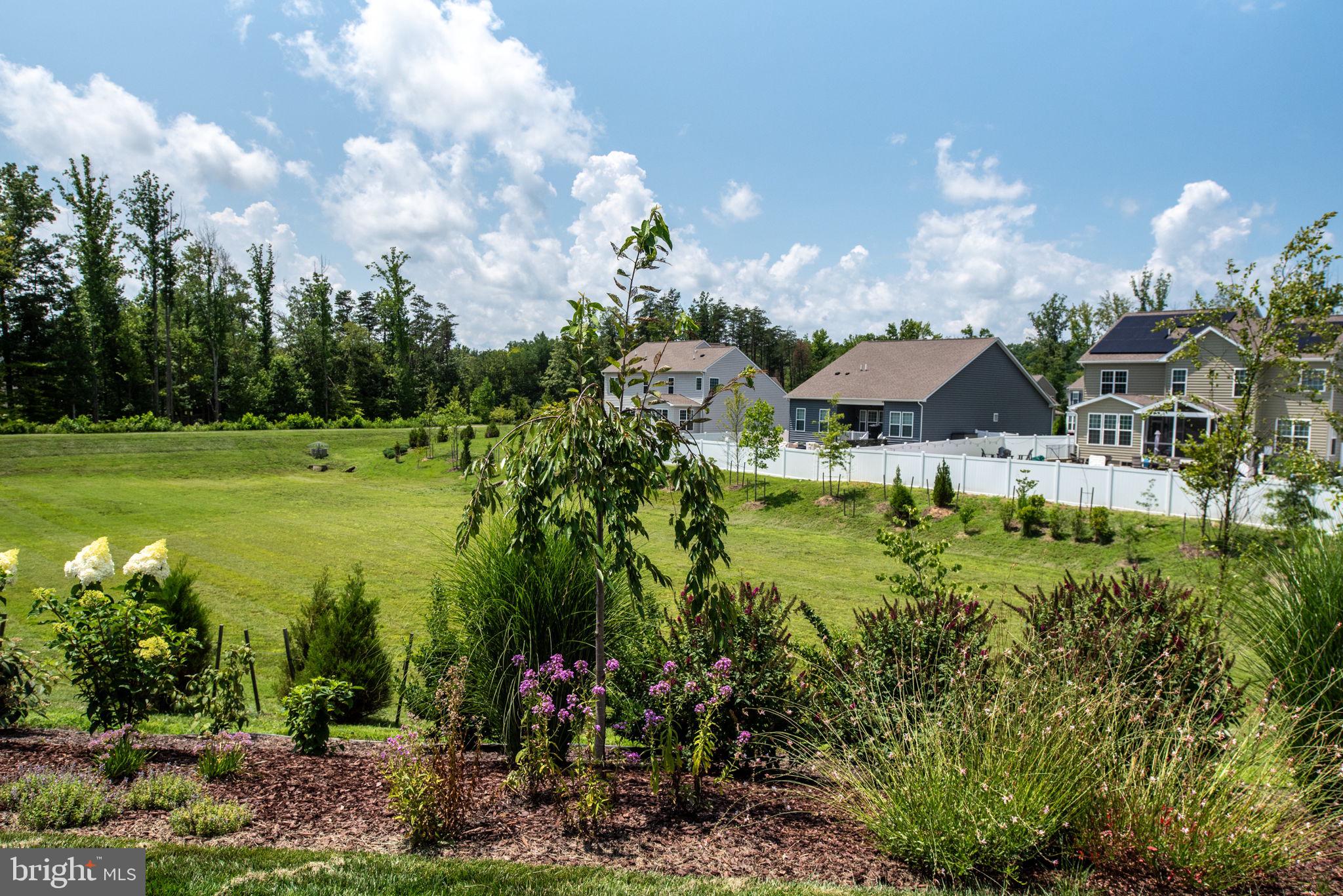 106 Old Oaks Ct