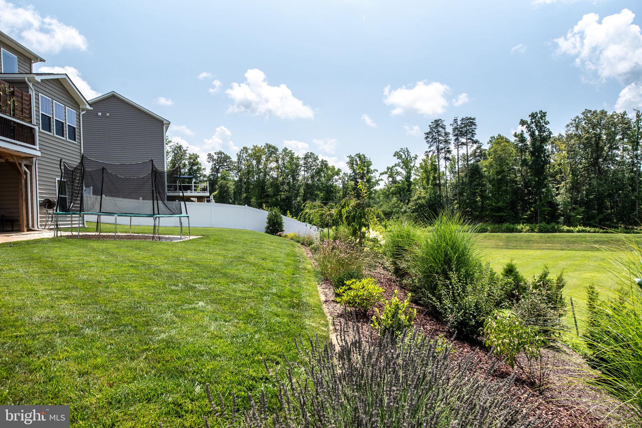 106 Old Oaks Ct