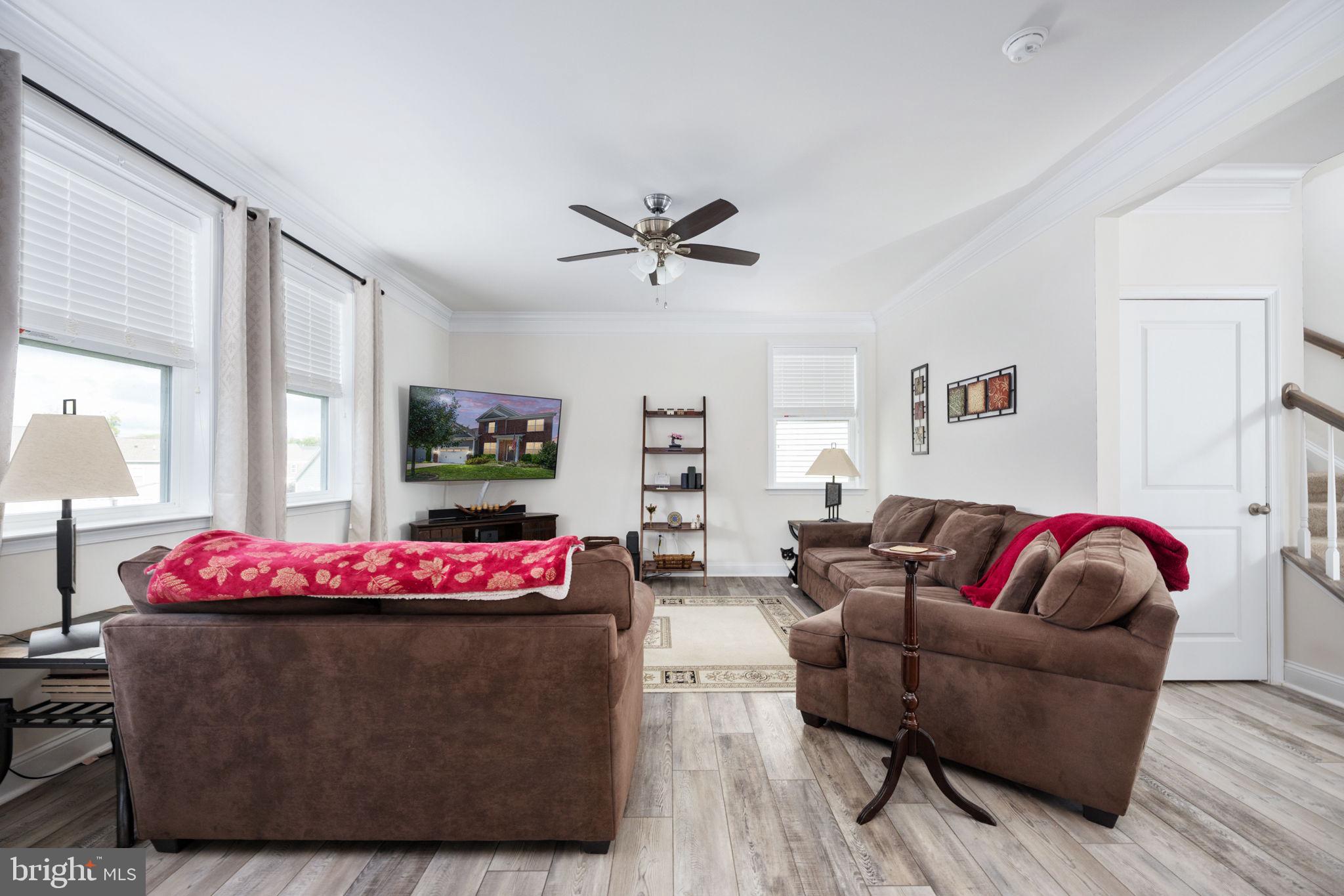 106 Old Oaks Ct