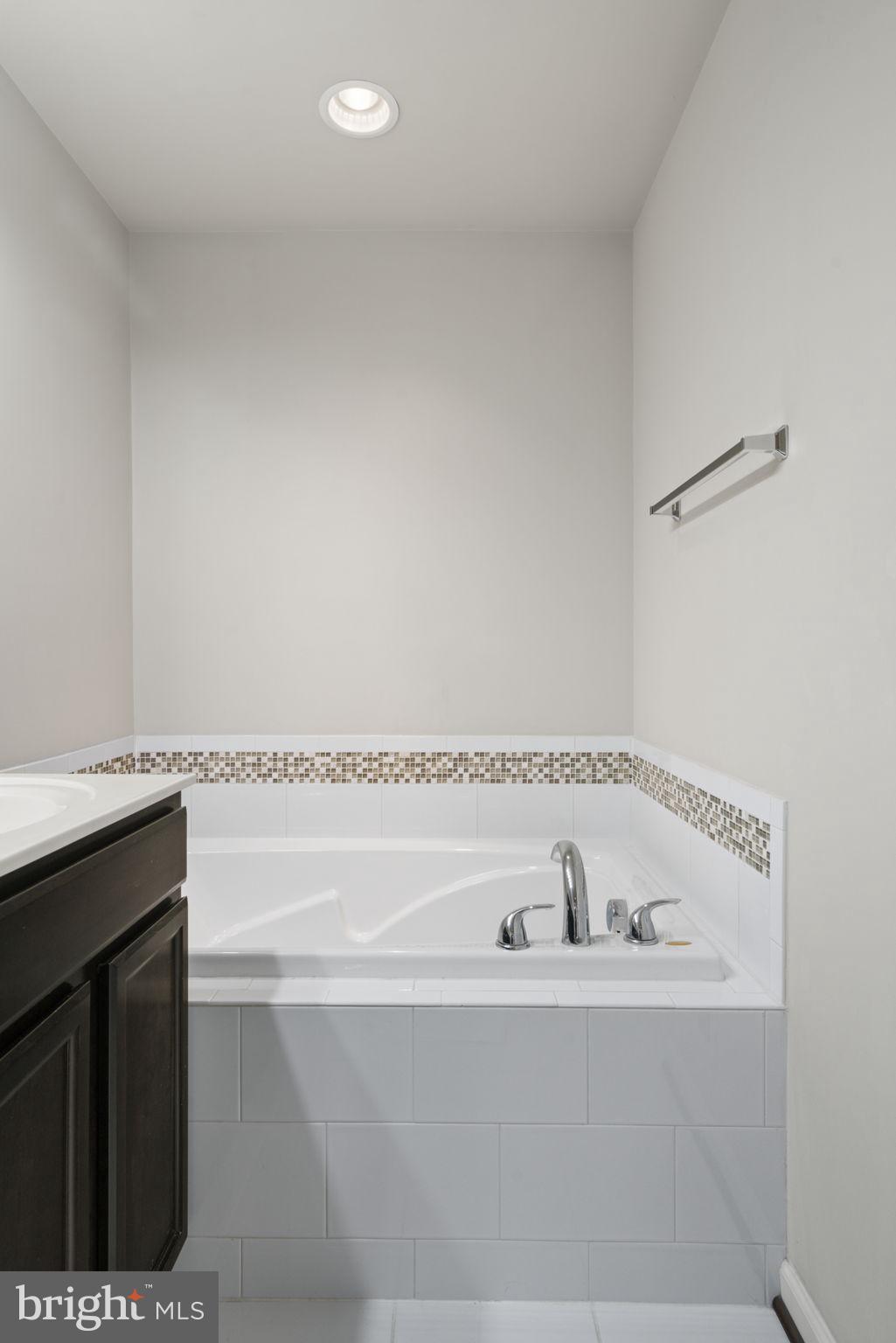 508 Woodstream Cir #15142