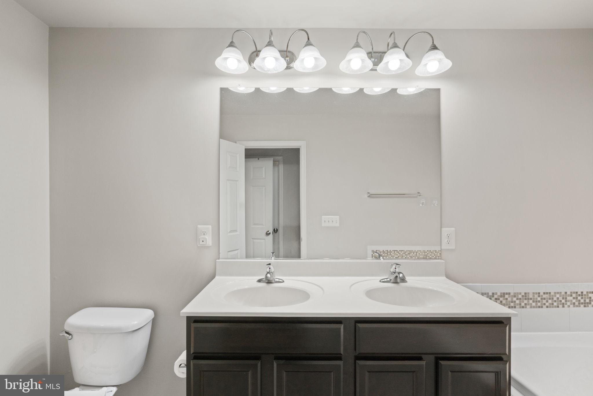 508 Woodstream Cir #15142