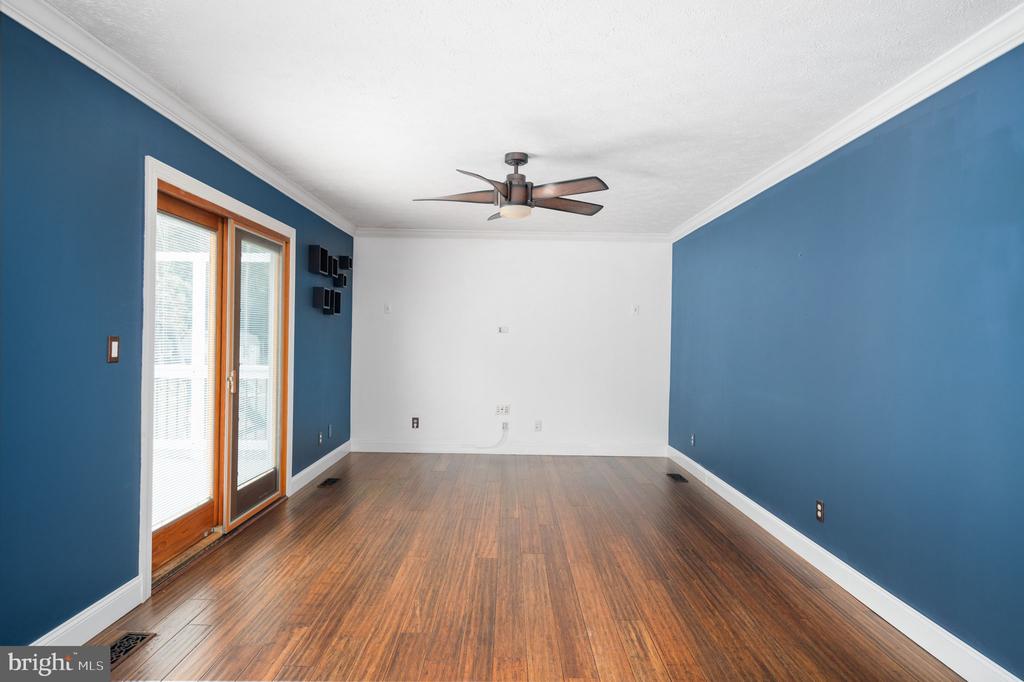 37 CLARION DRIVE