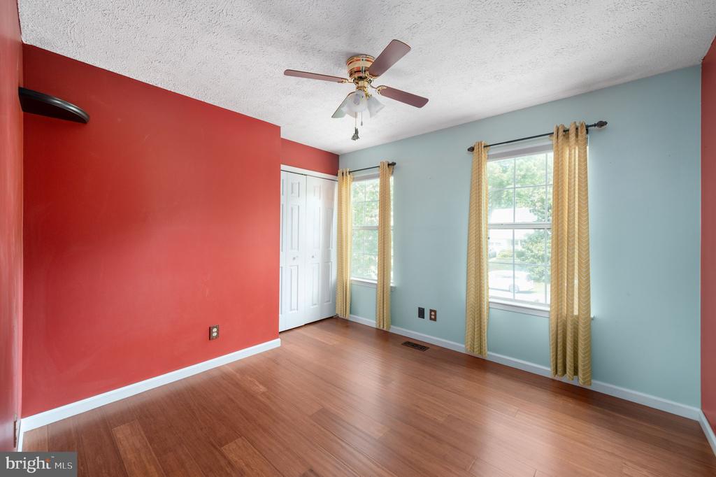 37 CLARION DRIVE