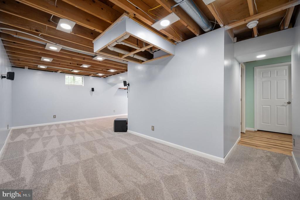 37 CLARION DRIVE