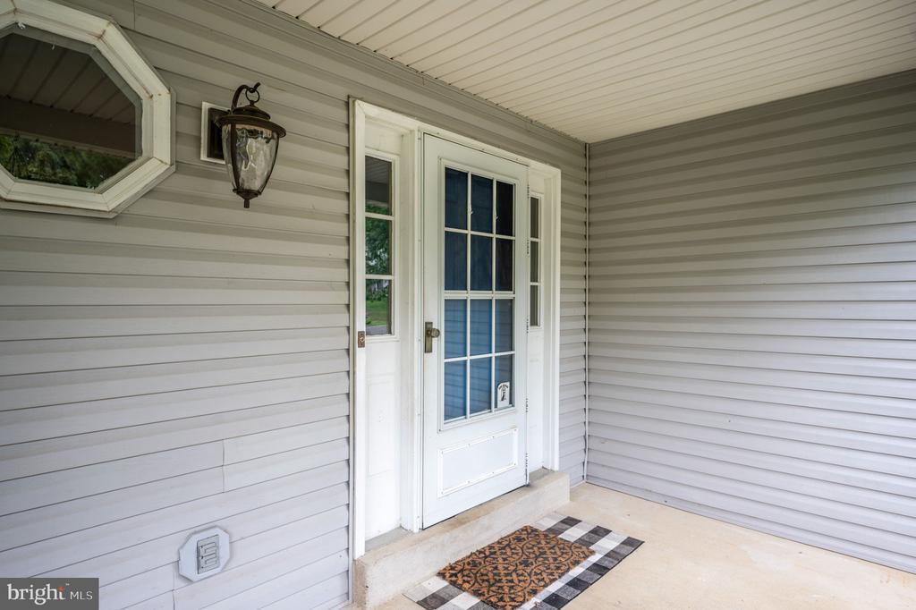37 CLARION DRIVE