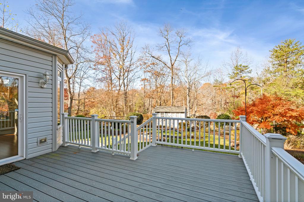 203 Crows Nest Cv