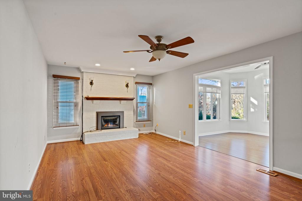 203 Crows Nest Cv