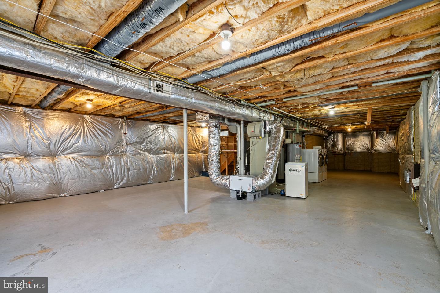 203 Crows Nest Cv