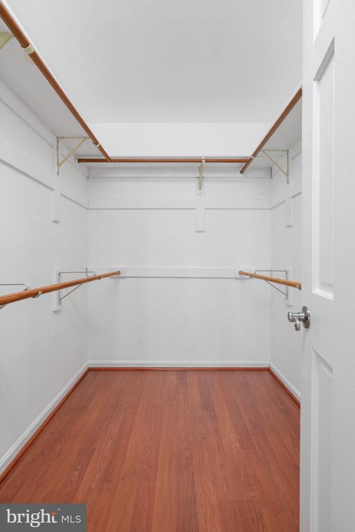 203 Crows Nest Cv
