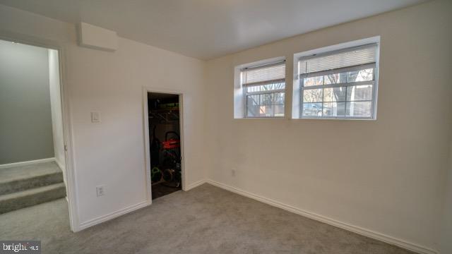 301 KNOLLWOOD COURT