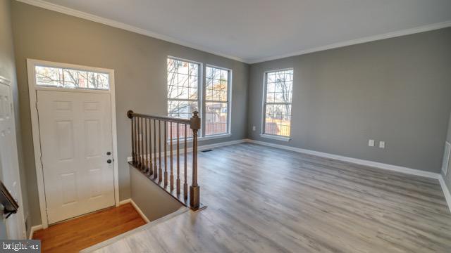 301 KNOLLWOOD COURT
