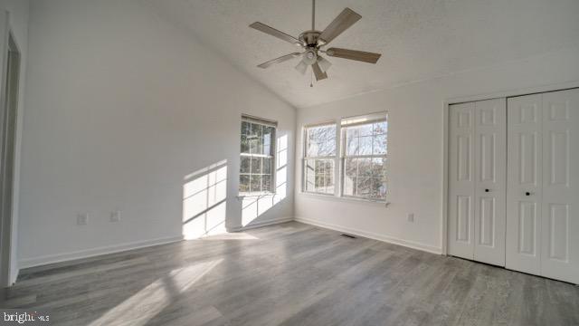 301 KNOLLWOOD COURT