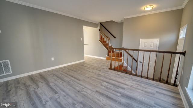 301 KNOLLWOOD COURT