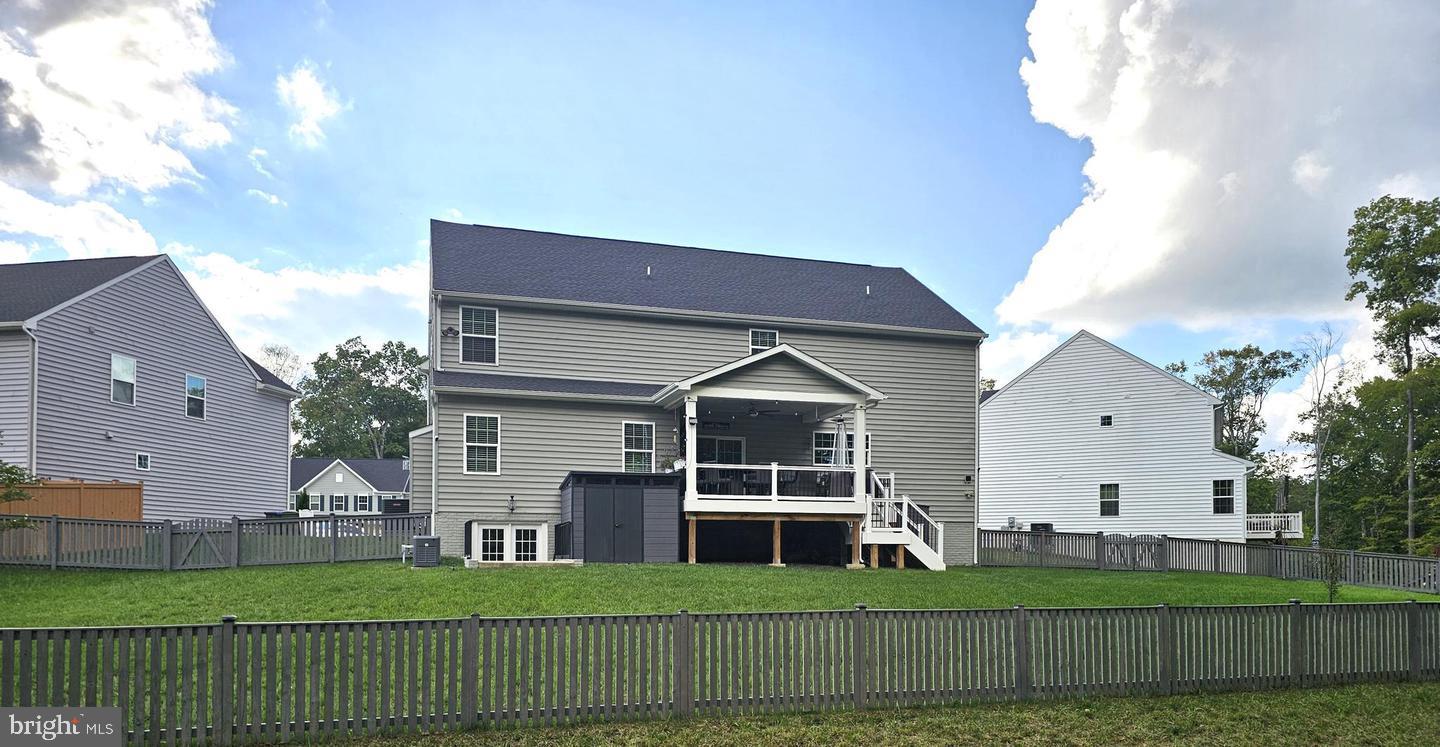 103 ELMSLEY LN