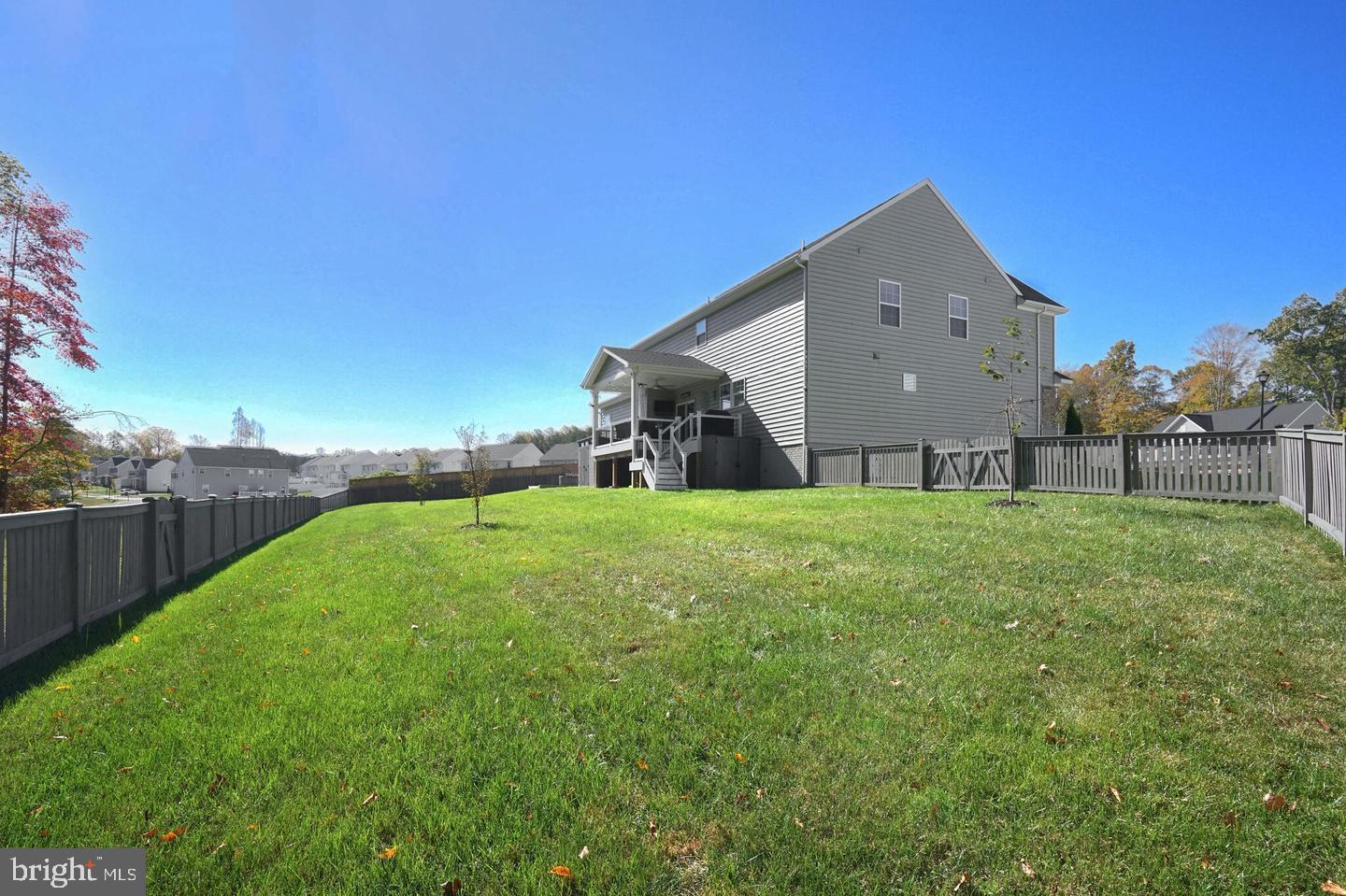 103 ELMSLEY LN